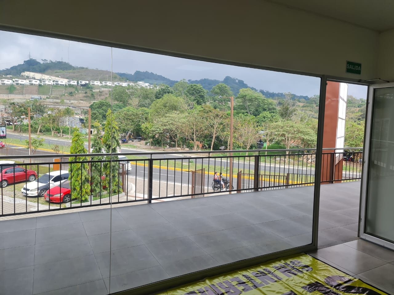Local en Plaza Paradise · Nuevo Cuscatlán