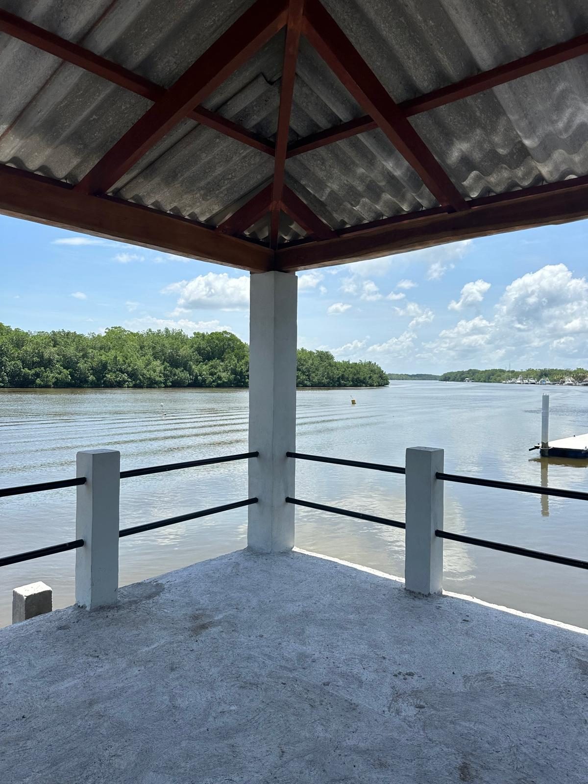 Lote en Golden Lakes · 1,200 v²